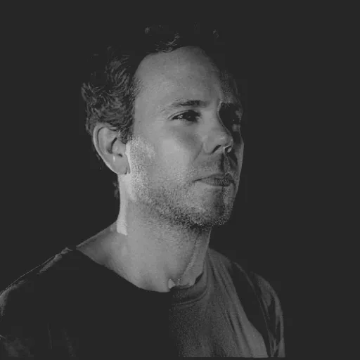 M83