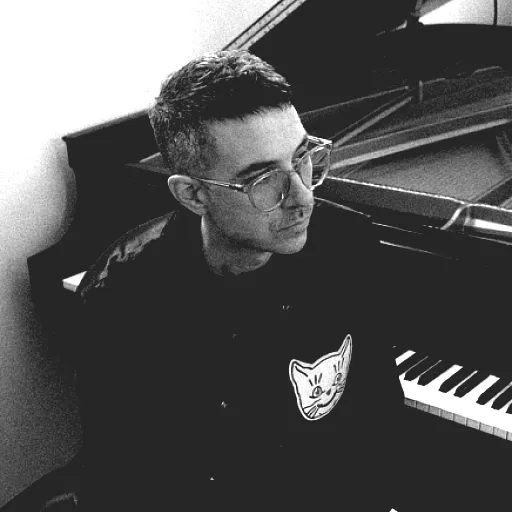 Mark Guiliana