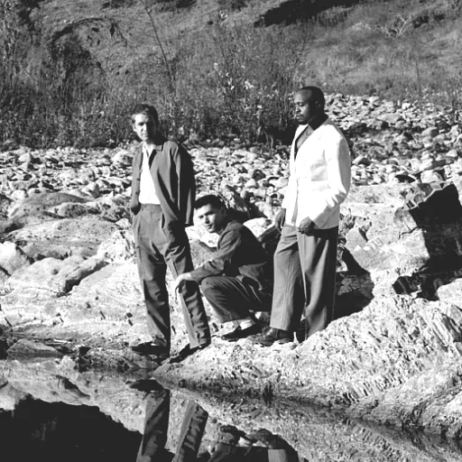 Durand Jones & The Indications