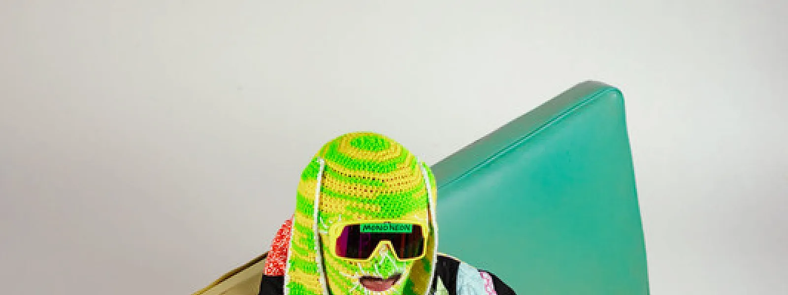 MonoNeon