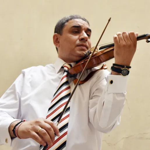 Marius Apostol