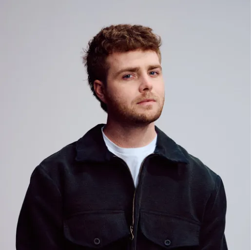Alex Warren
