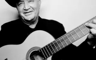 Eliades Ochoa