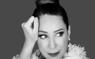 Robin Mckelle