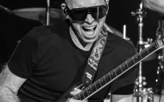 Joe Satriani