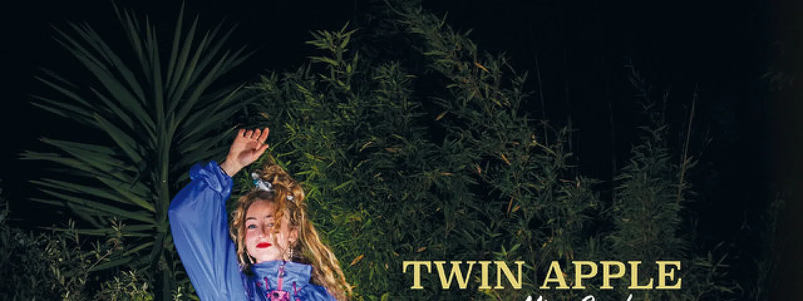 Twin Apple Twin Apple