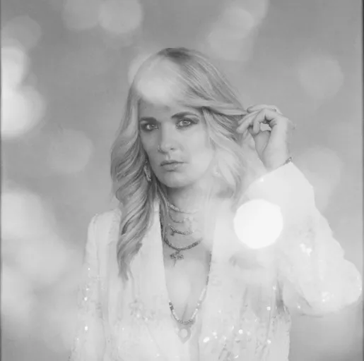 Elles Bailey Elles Bailey