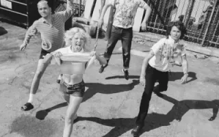 Amyl and The Sniffers