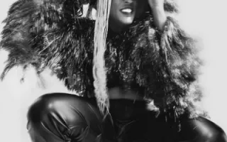 Liv Warfield