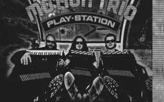 Motion Trio