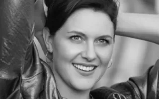Robyn Bennett Robyn Bennett