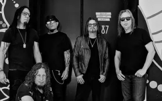 Queensrÿche Queensrÿche